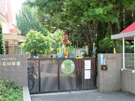 Streets around. Enhancement of the surrounding environment