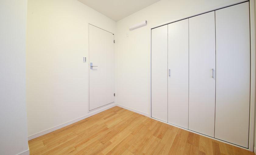 Non-living room. Weekday of your tour is also available ☆ Please feel free to contact us please visit on the day