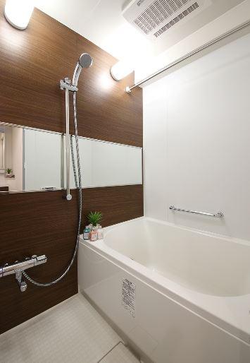 Bathroom. Weekday of your tour is also available ☆ Please feel free to contact us please visit on the day