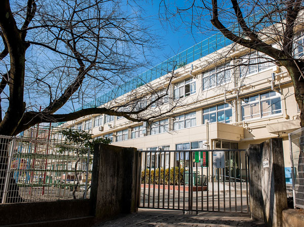 Surrounding environment. Ward Osan Elementary School (6-minute walk ・ About 440m)