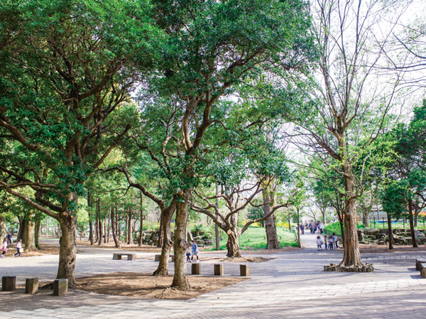 Surrounding environment. Metropolitan Roka Hisashiharuen (18 mins ・ About 1400m)