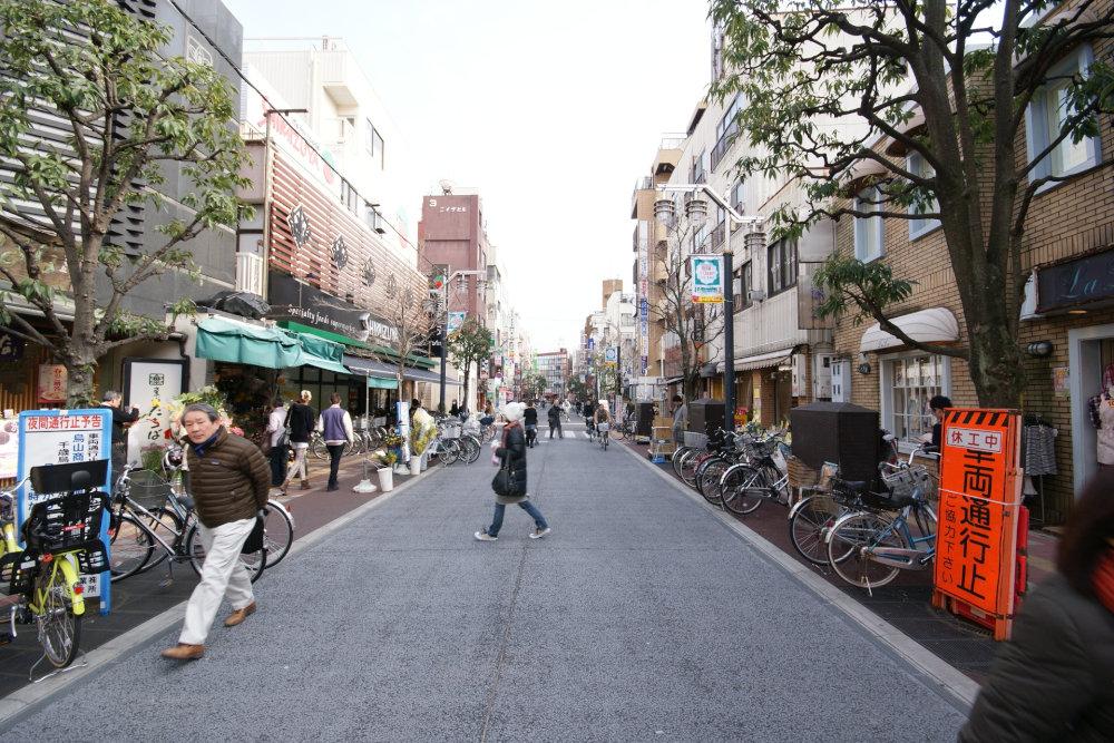station. Keio Line 800m until the "Osan Chitose" station