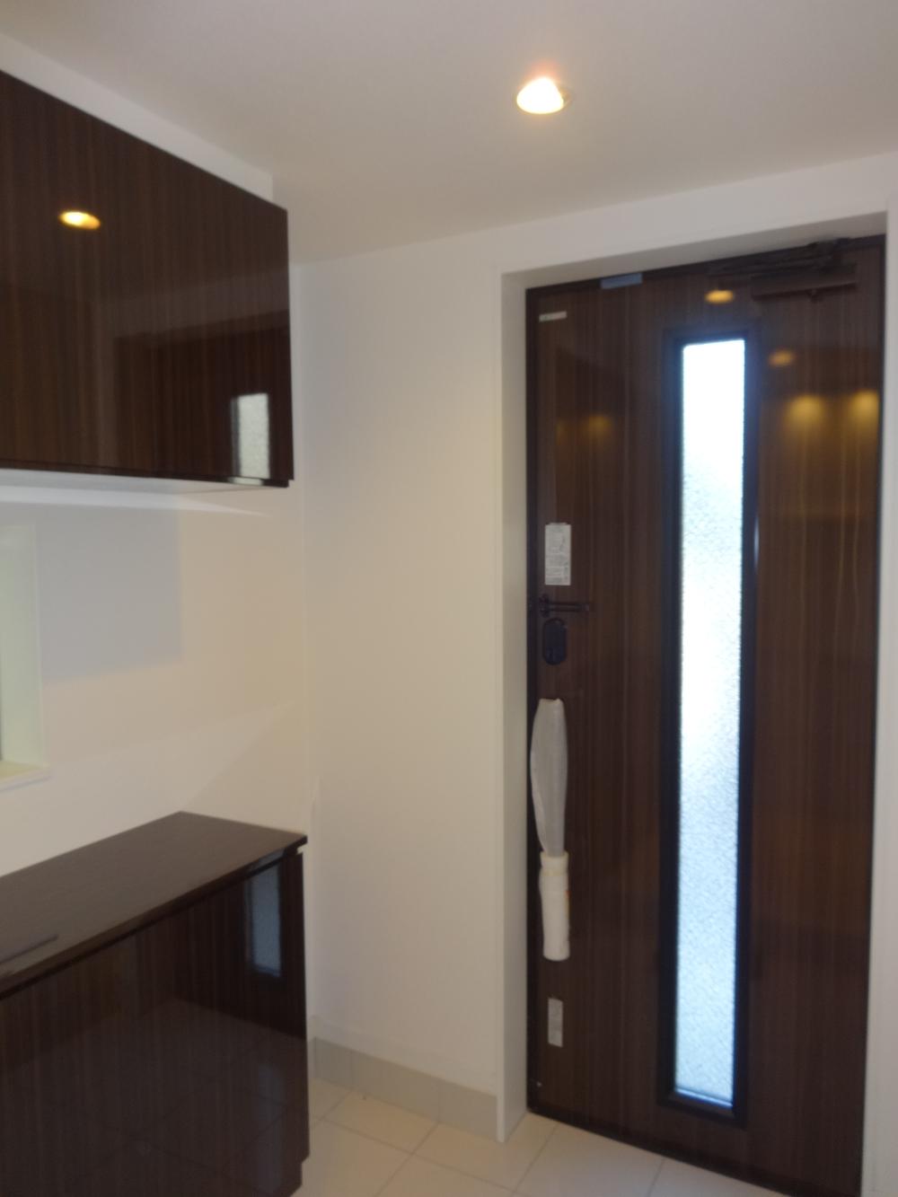 Entrance. Local (10 May 2013) Shooting