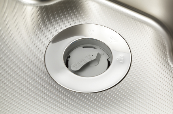  [Disposer] Emissions by pulverizing the garbage. Also it reduces the time and effort of trash ※ There may not be able to process depending on the type of waste