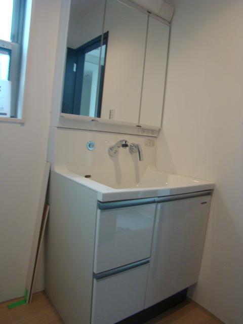 Same specifications photos (Other introspection). Same specifications