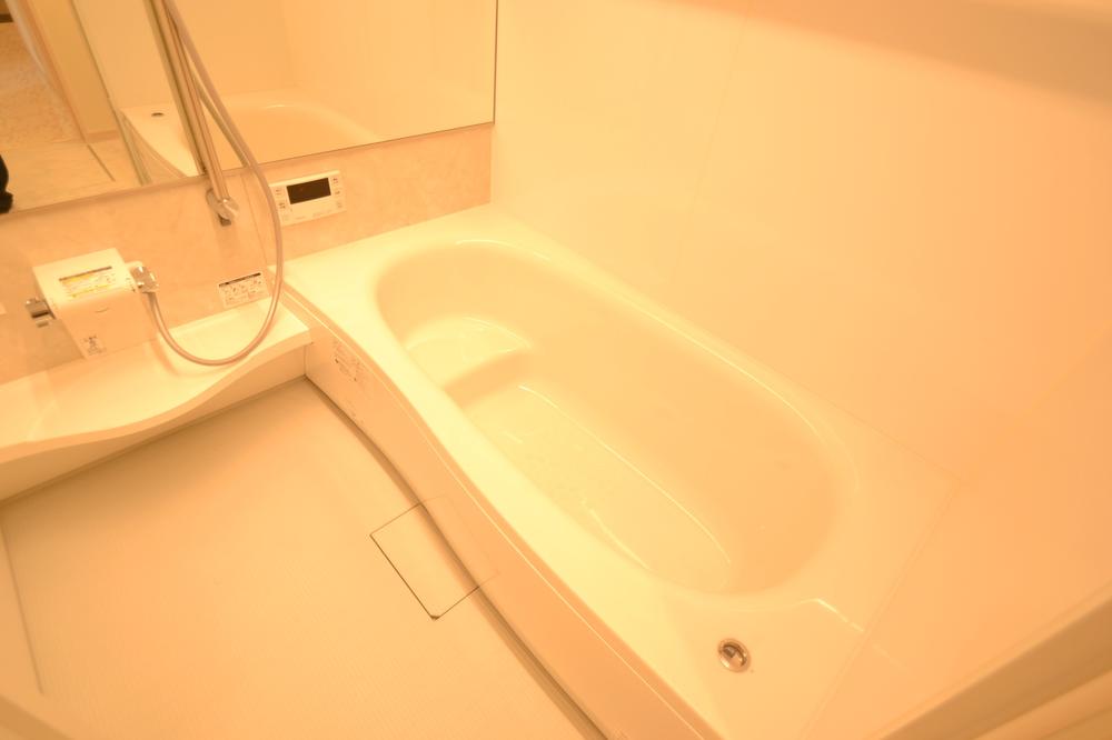 Same specifications photo (bathroom)