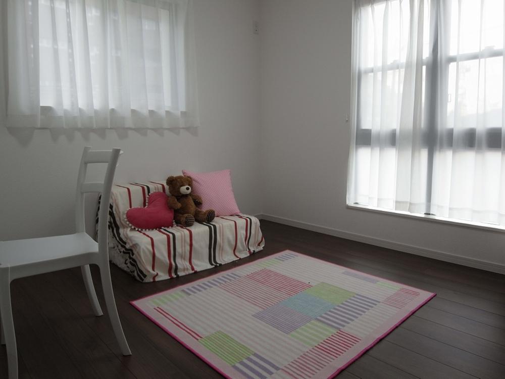 Same specifications photos (Other introspection). Seller construction cases _ Western-style