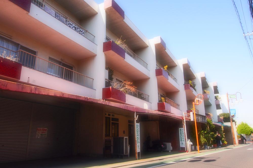 Other. appearance Local (11 May 2013) Shooting