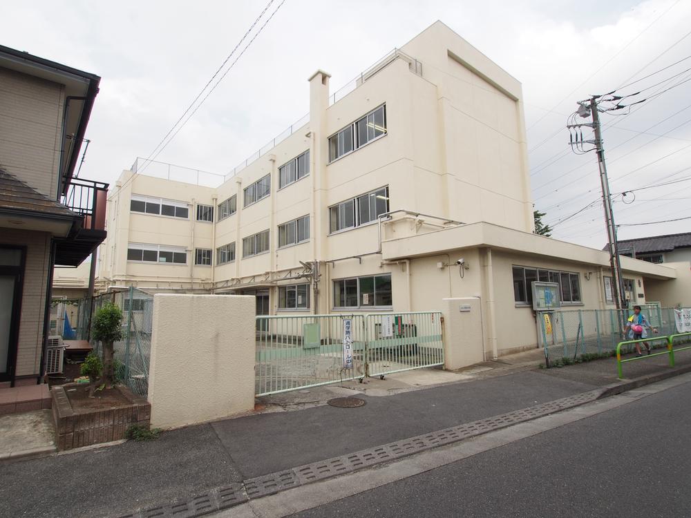 Primary school. 750m to Setagaya Ward Musashigaoka Elementary School
