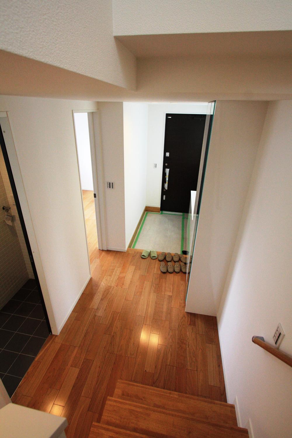 Entrance. Entrance hall.