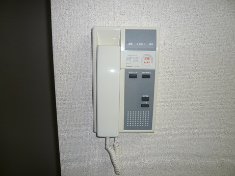 Other Equipment. Intercom, With auto lock!