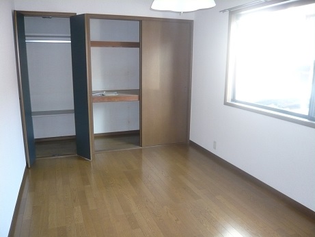 Receipt. Plenty of storage!