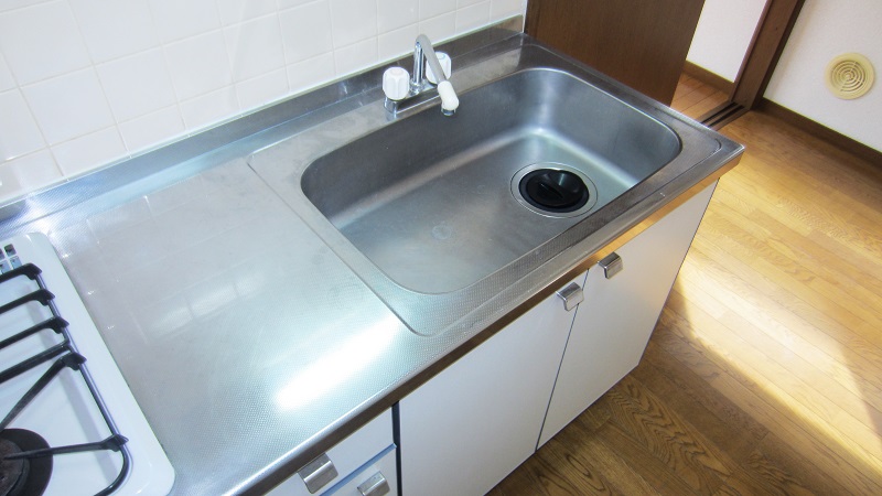 Kitchen. You can use spacious!