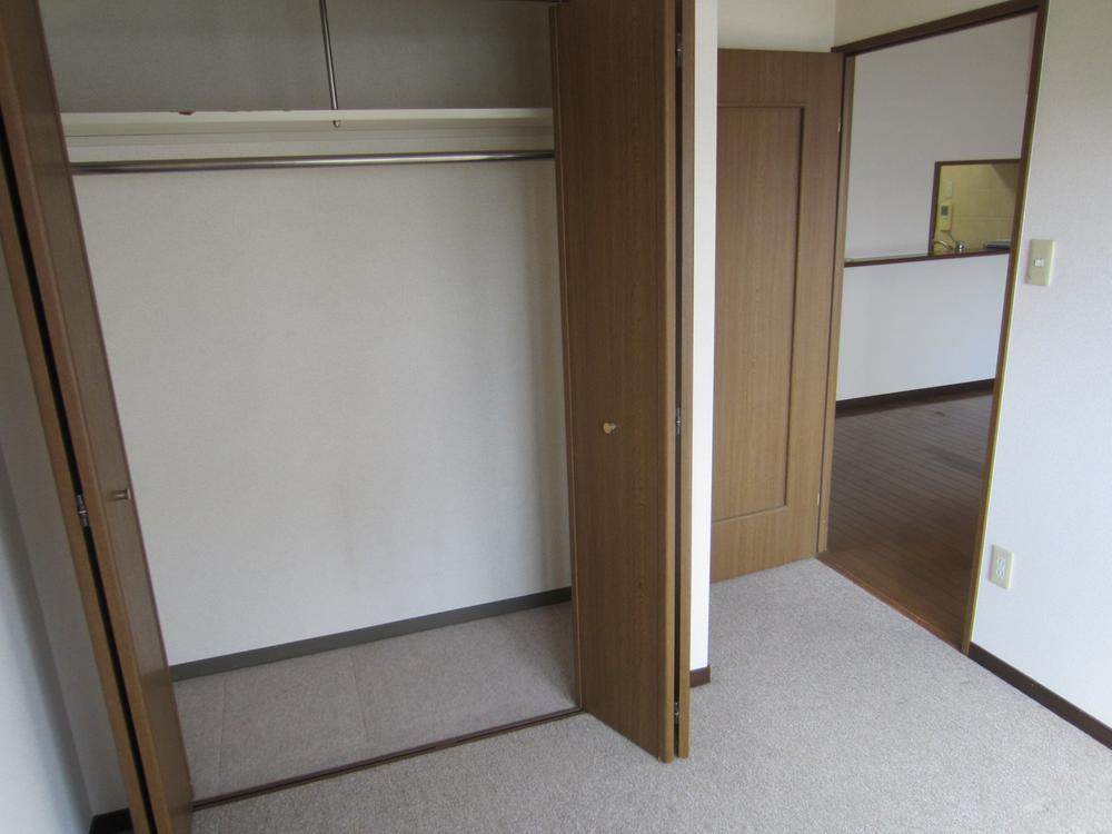 Non-living room. Western-style with a large storage (October 2013 shooting)