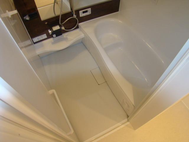 Same specifications photo (bathroom). Same specifications