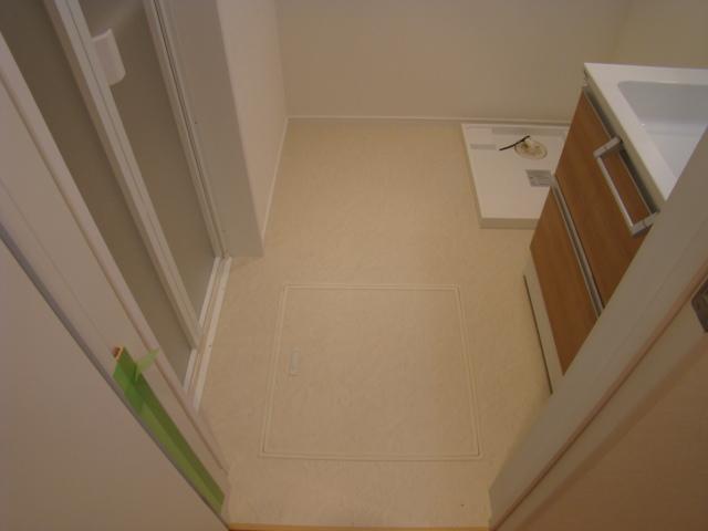 Same specifications photos (Other introspection). Same specifications