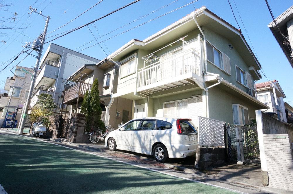 Local land photo. Attached to the east side adjacent land passage, Day is good.