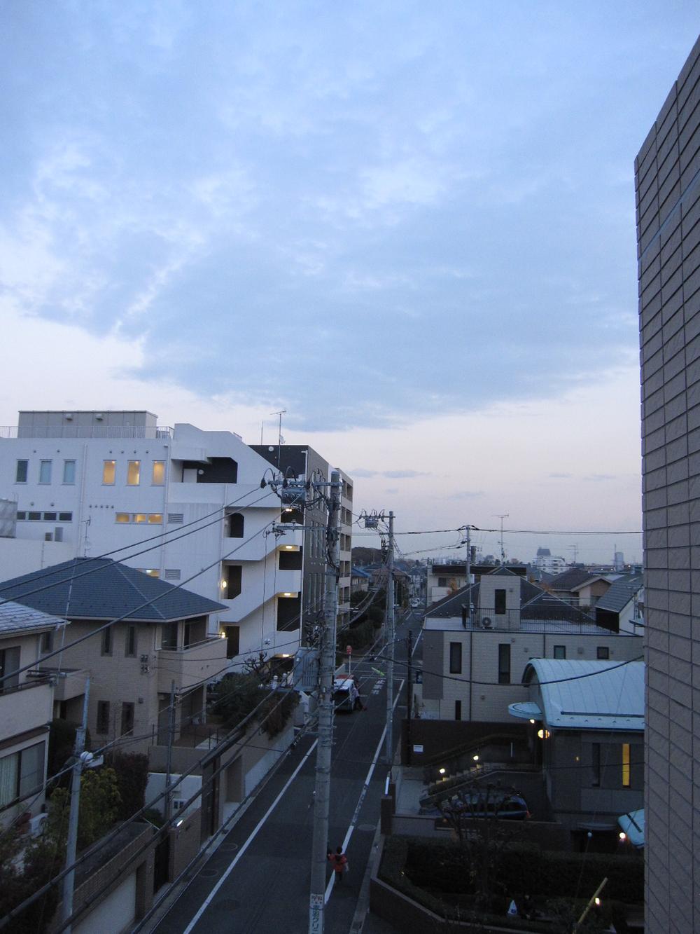 View photos from the dwelling unit. View from the site (December 2013) Shooting