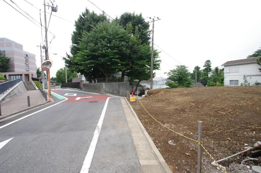 Local photos, including front road. Local (September 2013) Shooting