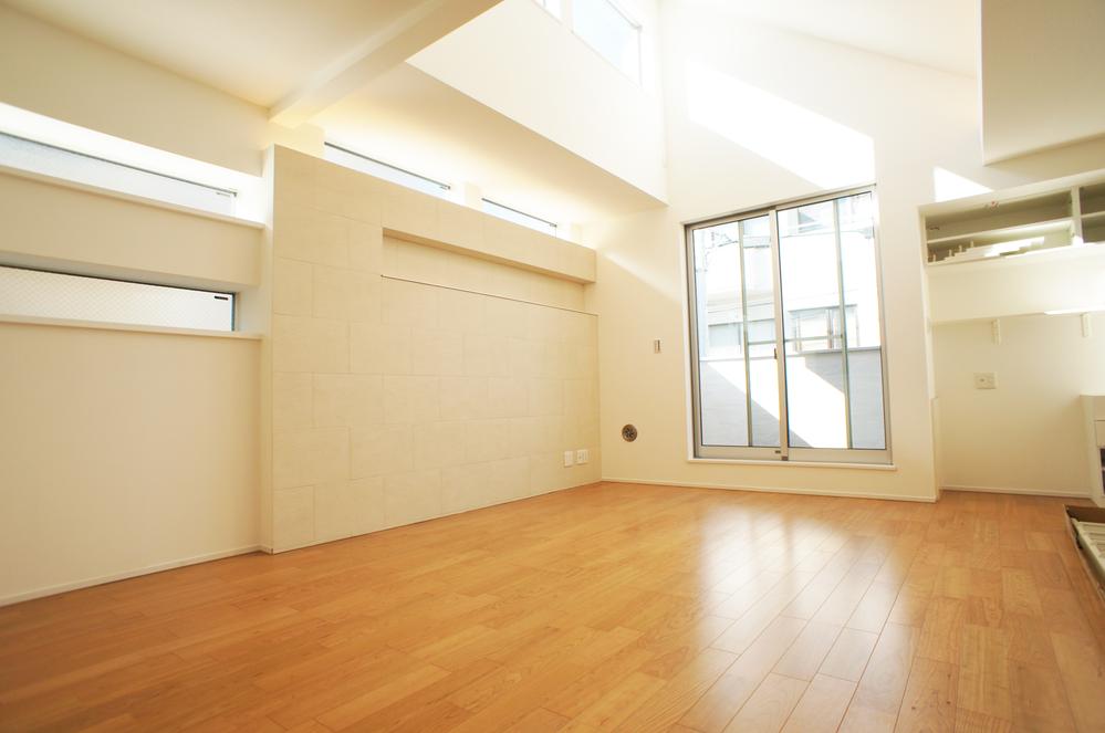 Living. Indoor (11 May 2013) Shooting