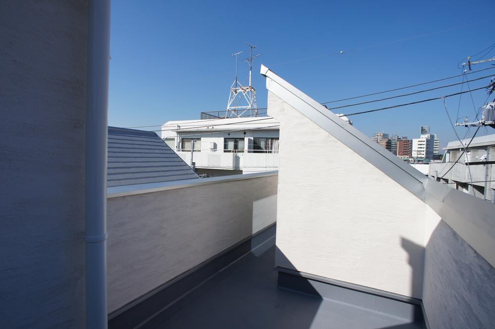 Balcony. Local (11 May 2013) Shooting