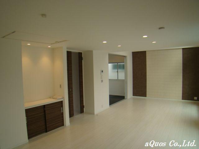 Living. Indoor (10 May 2013) Shooting