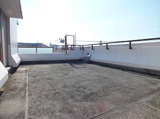 Balcony. This feeling of freedom is not negotiable