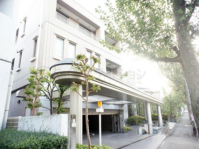 Local appearance photo. local November 29, current It is under construction from the skeleton state.