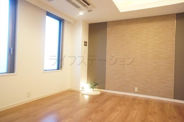 Non-living room. Local January 6 shooting