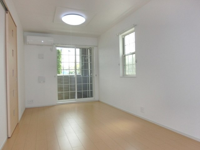 Living and room. It is open-minded living 11.9 Pledge