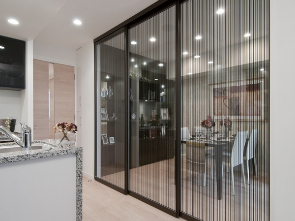 A state of fully closing the sliding wall