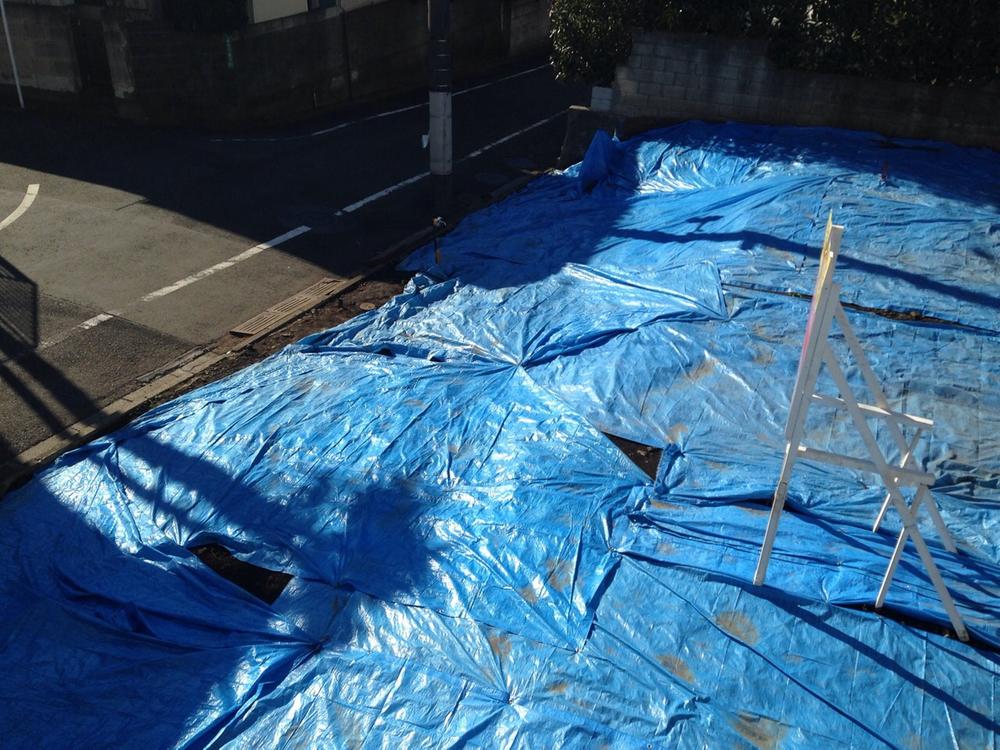 Local photos, including front road. Kaminoge 2-chome of quiet luxury residential area