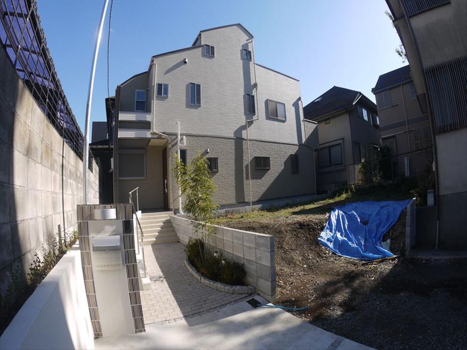 Local appearance photo