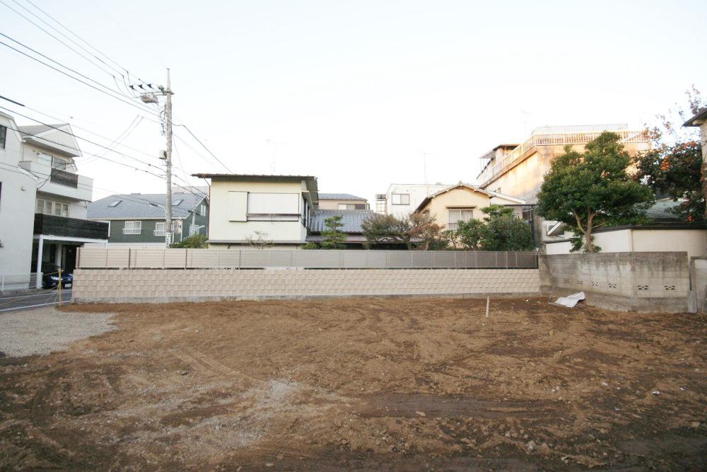 Local land photo. Longing of Setagaya life.