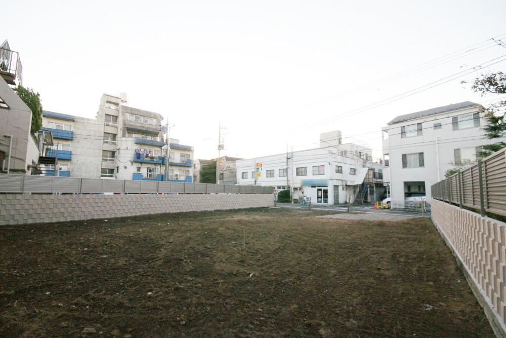 Local land photo. Your favorite plan will be building. There are large 4LDK reference plan