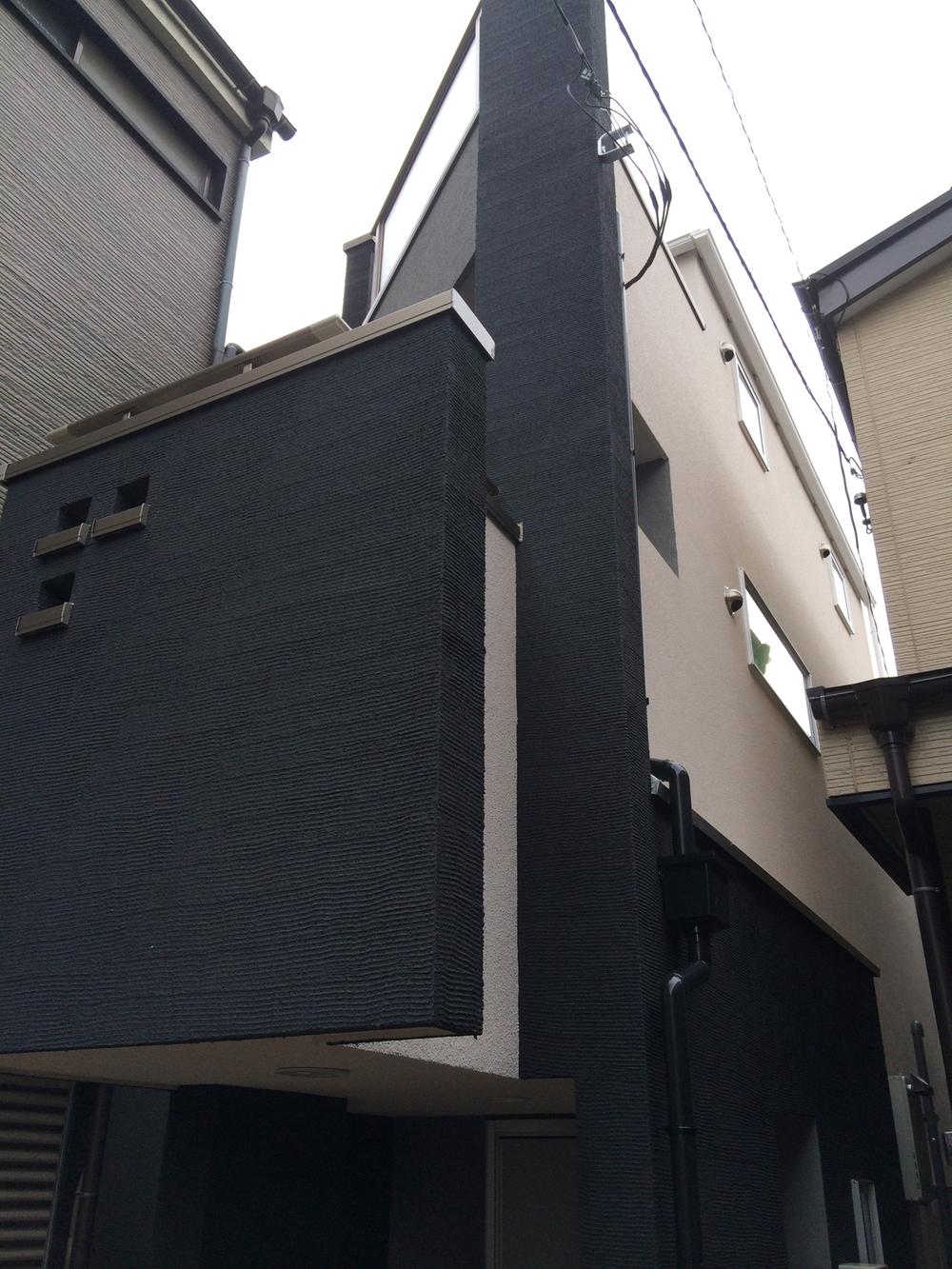 Local appearance photo