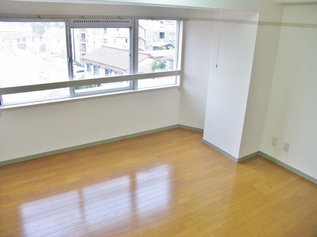Other room space. ■ Bright Western-style (another room image photo)