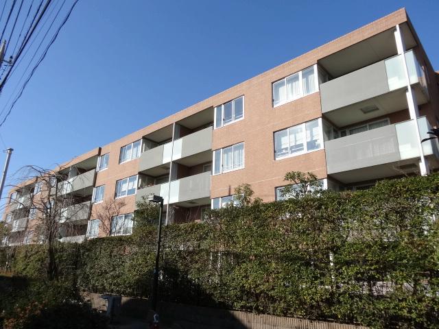 Local appearance photo. Local (12 May 2013) Shooting