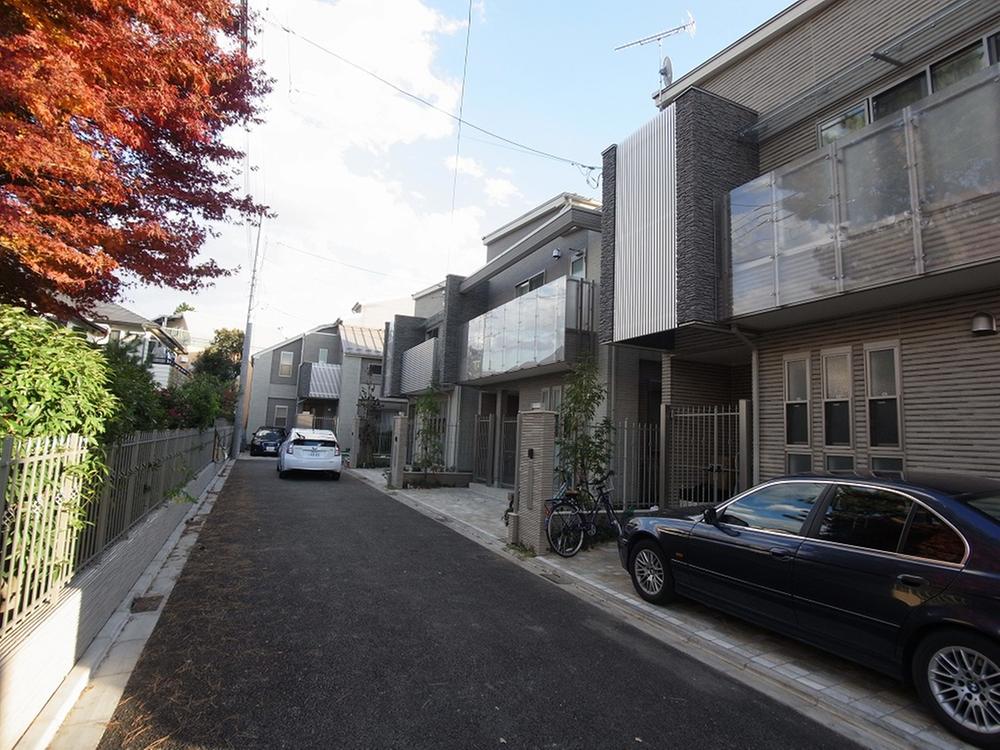 Local appearance photo