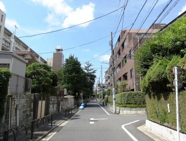 Other local. Frontal road