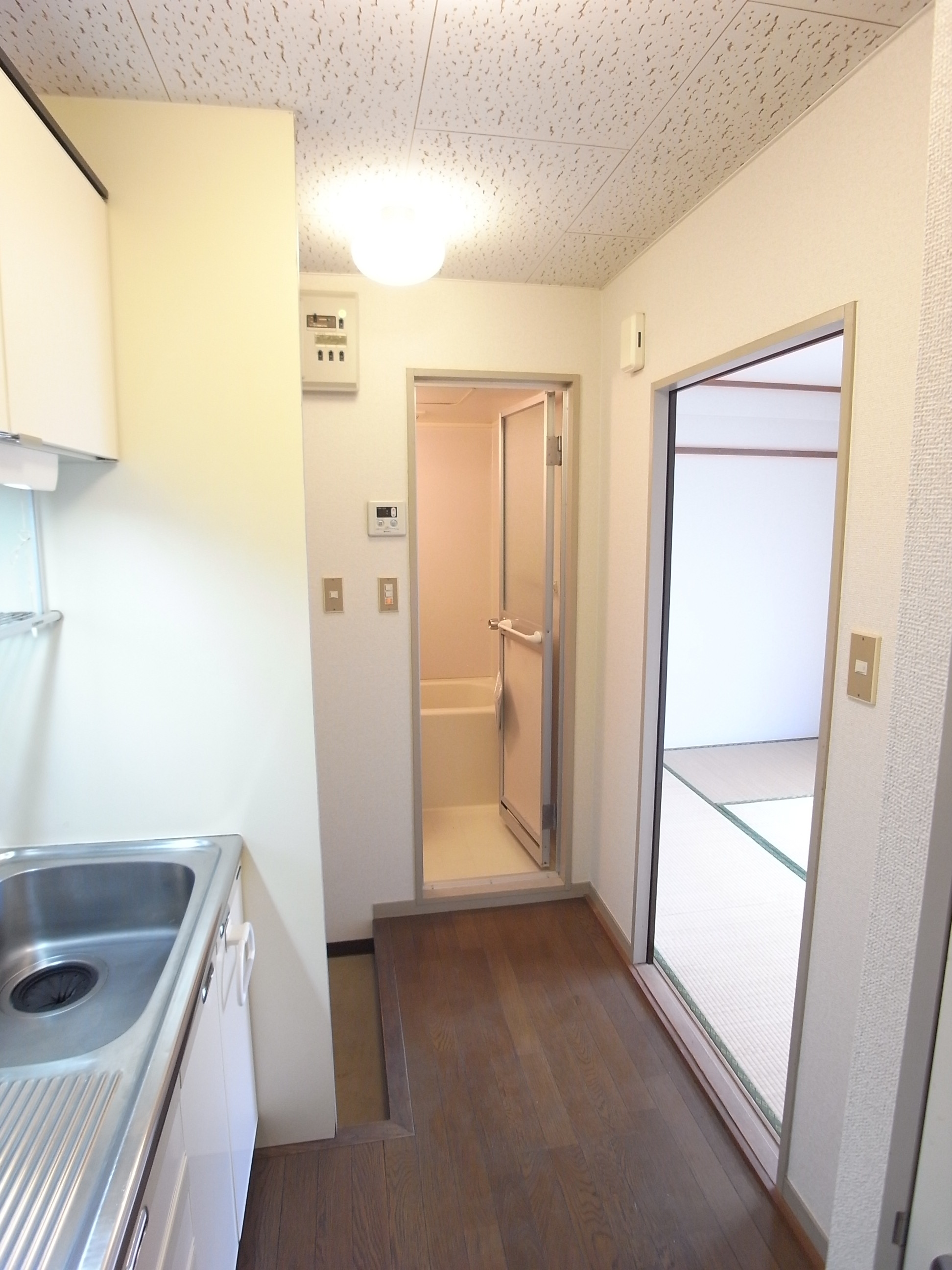 Kitchen. Kitchen Space 2