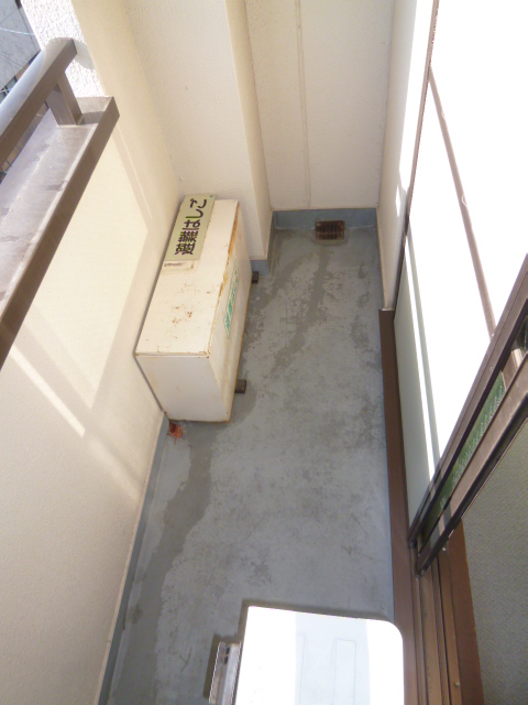 Other. Sunny balcony over ☆