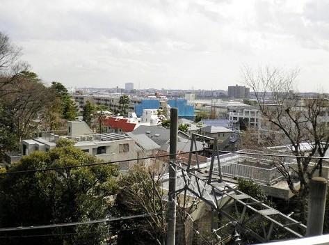 View photos from the dwelling unit. 2013 November shooting