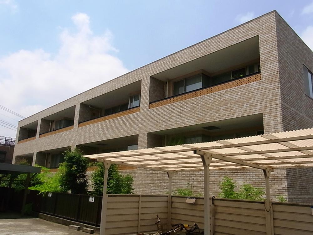 Local appearance photo. Appearance 2