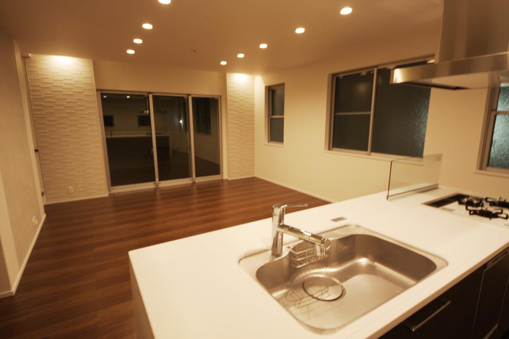 Same specifications photos (living). Living 19 Pledge than