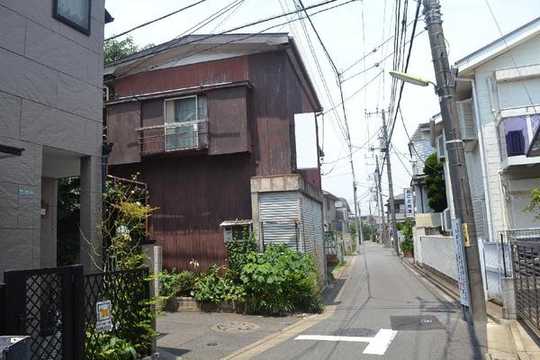 Local land photo. Local photo (southeast corner lot)