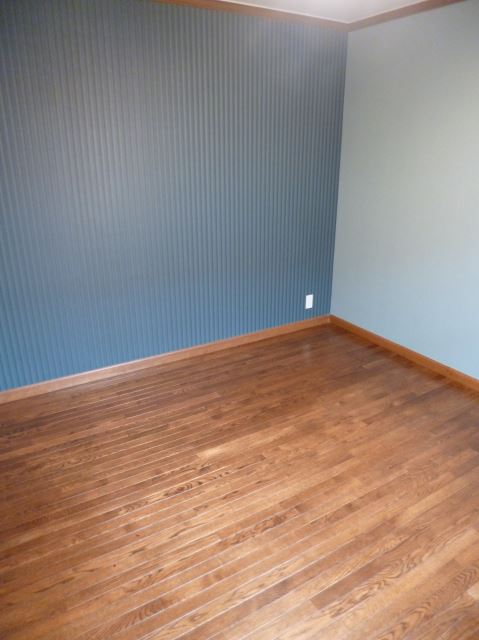 Living and room. Stylish accent Cross