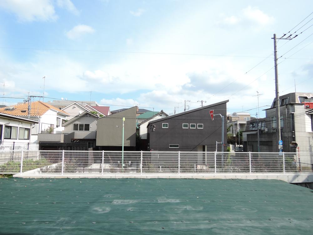 View photos from the local. Local (10 May 2013) Shooting Overlooking the east side from Honchi