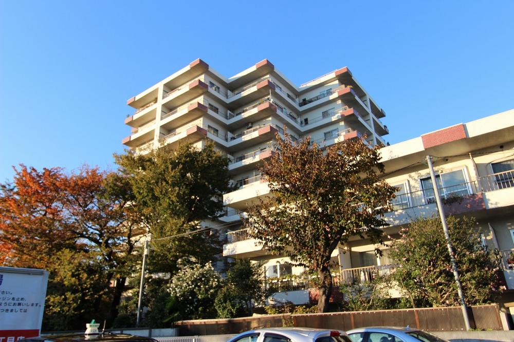 Local appearance photo. Total units 151 units of the big community Local (11 May 2013) Shooting