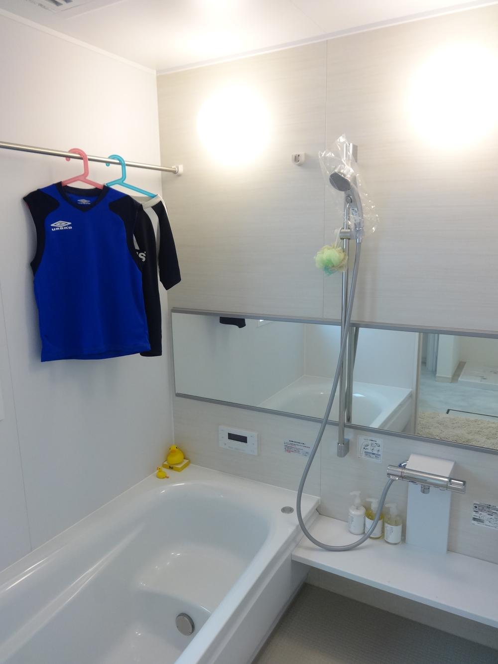 Bathroom. Indoor (10 May 2013) Shooting